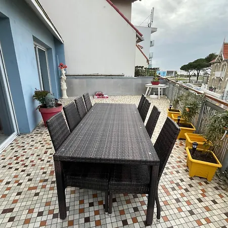 Grande Maison 8-10 P Avec Balcon Vue Saint-Brévin-lʼOcéan