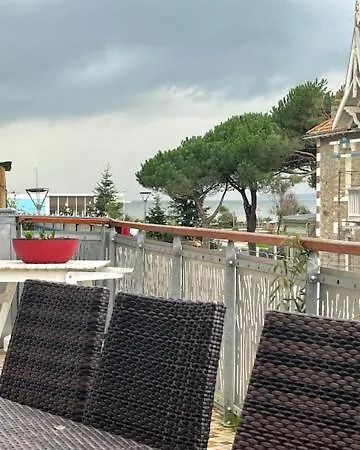 Grande Maison 8-10 P Avec Balcon Vue Casa de Férias *