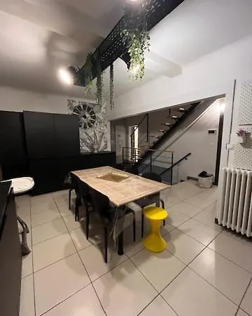 Grande Maison 8-10 P Avec Balcon Vue Casa de Férias