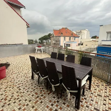 Casa de Férias Grande Maison 8-10 P Avec Balcon Vue