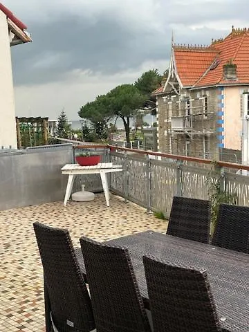 Grande Maison 8-10 P Avec Balcon Vue Hébergement de vacances Saint-Brévin-lʼOcéan